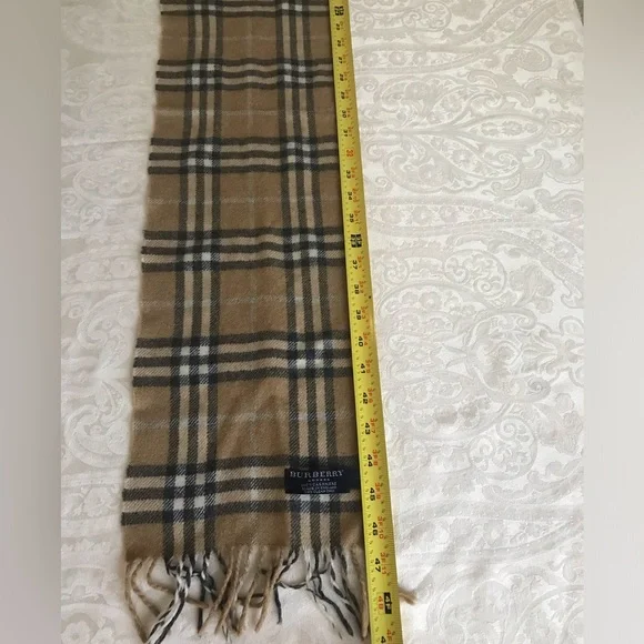 Burberry Cashmere Scarf - Picture 3 of 7